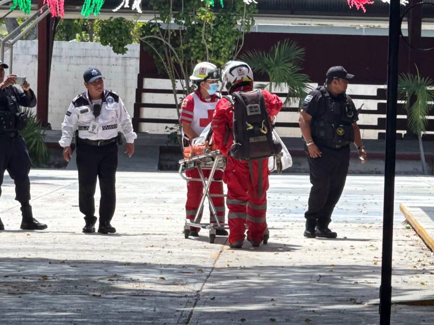 Persecución tras intento de robo a mototaxista en Supermanzana 221
