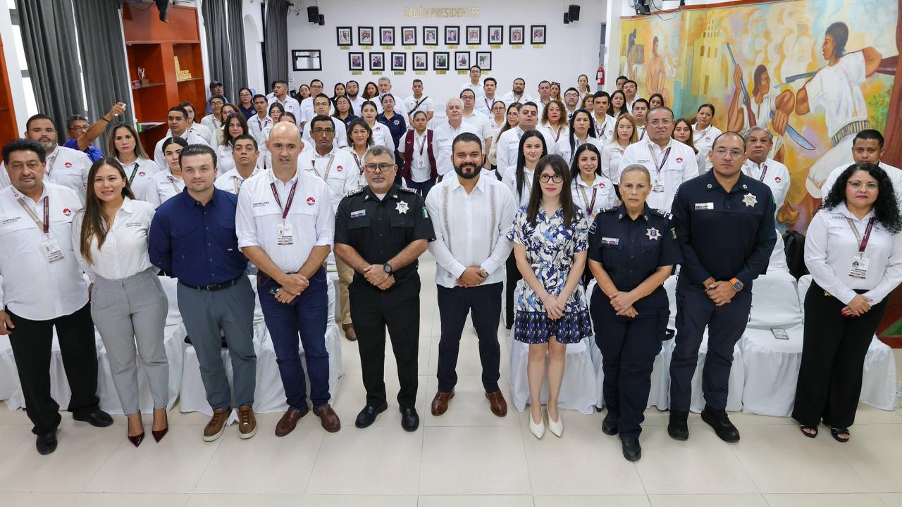 Cancún capacita a servidores públicos contra corrupción