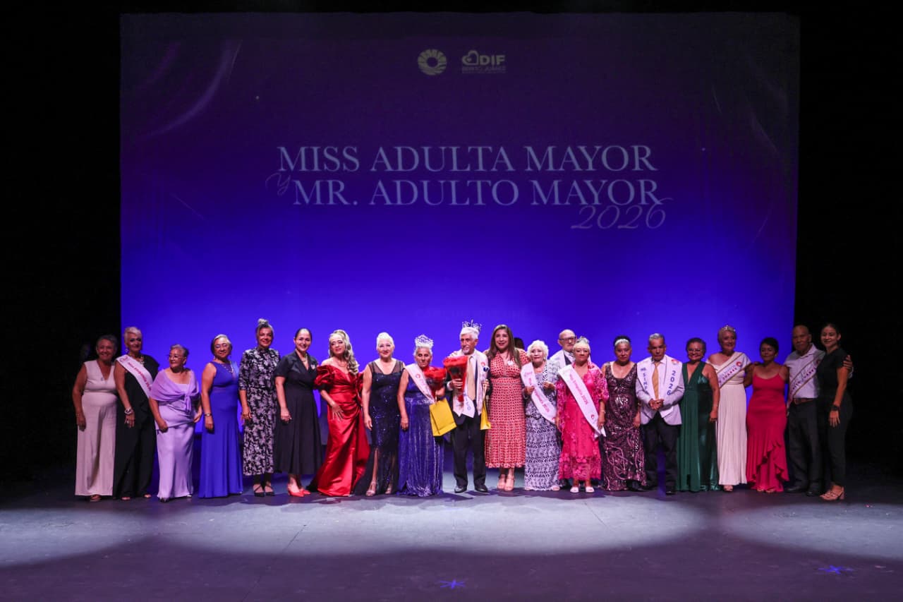 Honorina y Salvador coronados Miss y Mr. Adulto Mayor 2026