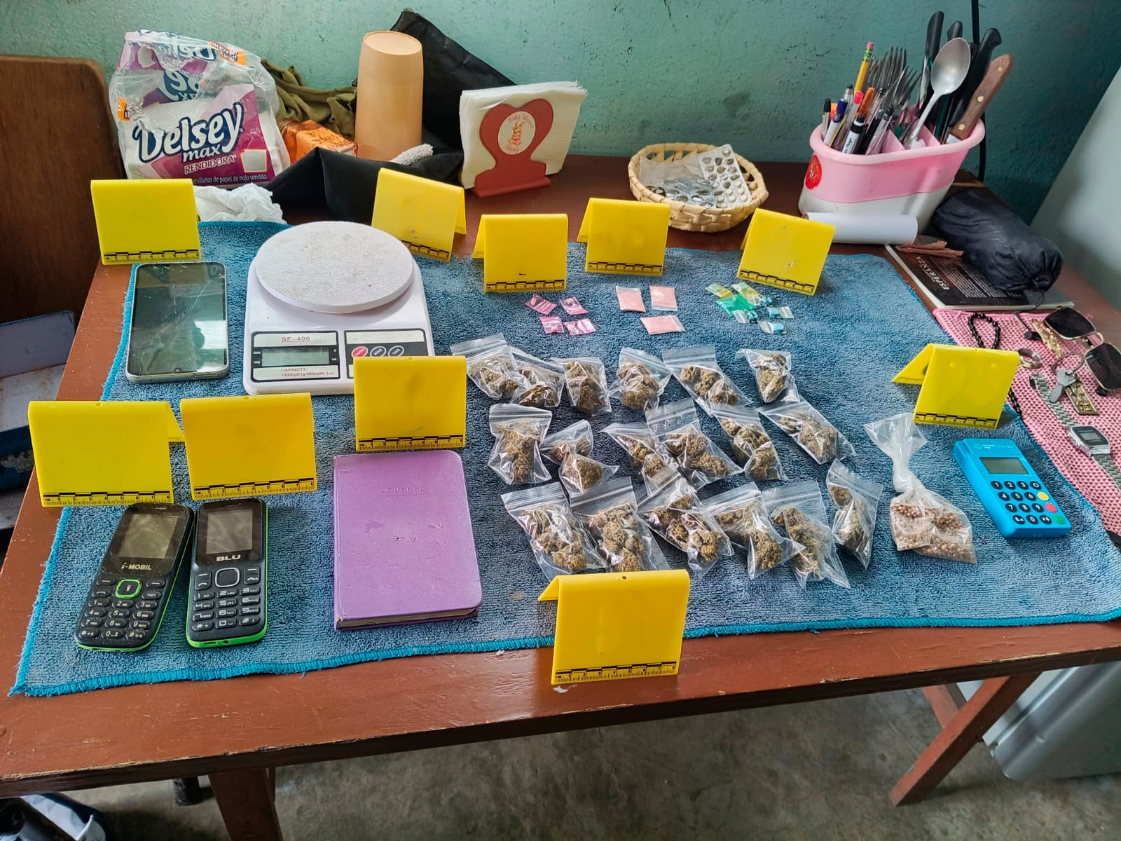 Detienen a dos por narcomenudeo en Playa del Carmen y Bacalar