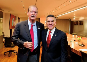 Sheinbaum critica alianza Fox y Alito por corrupción