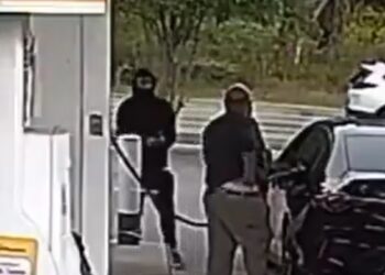 VIDEO; Ladón recibe disparos por su propia victima
