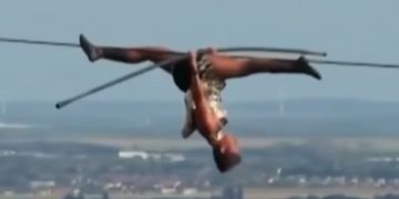VIDEO; Equilibrista a 80 metros de altura desafía al vacío