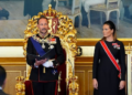 Haakon VIII jura como rey de Noruega ante Parlamento