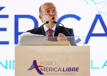 Rebelión desde el exilio" - Calderón exige frente ciudadano para tumbar a Morena
