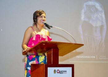 Inauguró la FPMC la exposición fotográfica “Paisajes Multiversos” y la pictórica “Trocitos de una Isla”