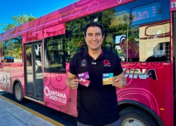 Invita IMOVEQROO a preparar método de pago electrónico para abordar las unidades MOBI