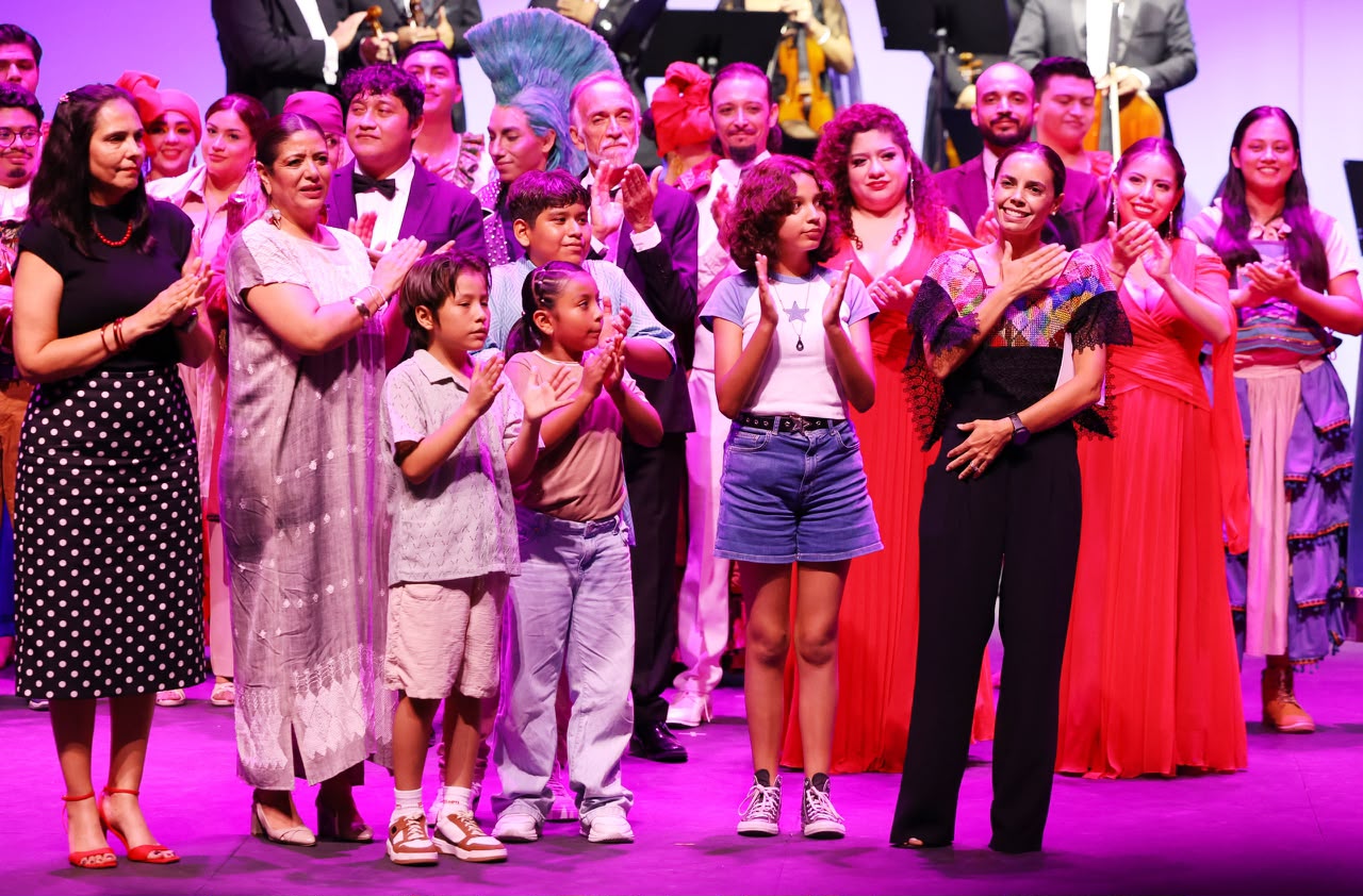 Cancún celebra aniversario de Compañías Municipales de Cultura
