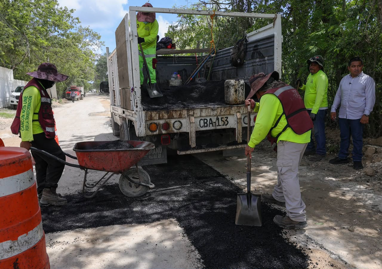 Ayuntamiento inicia trabajos provisionales en avenida De los Colegios
