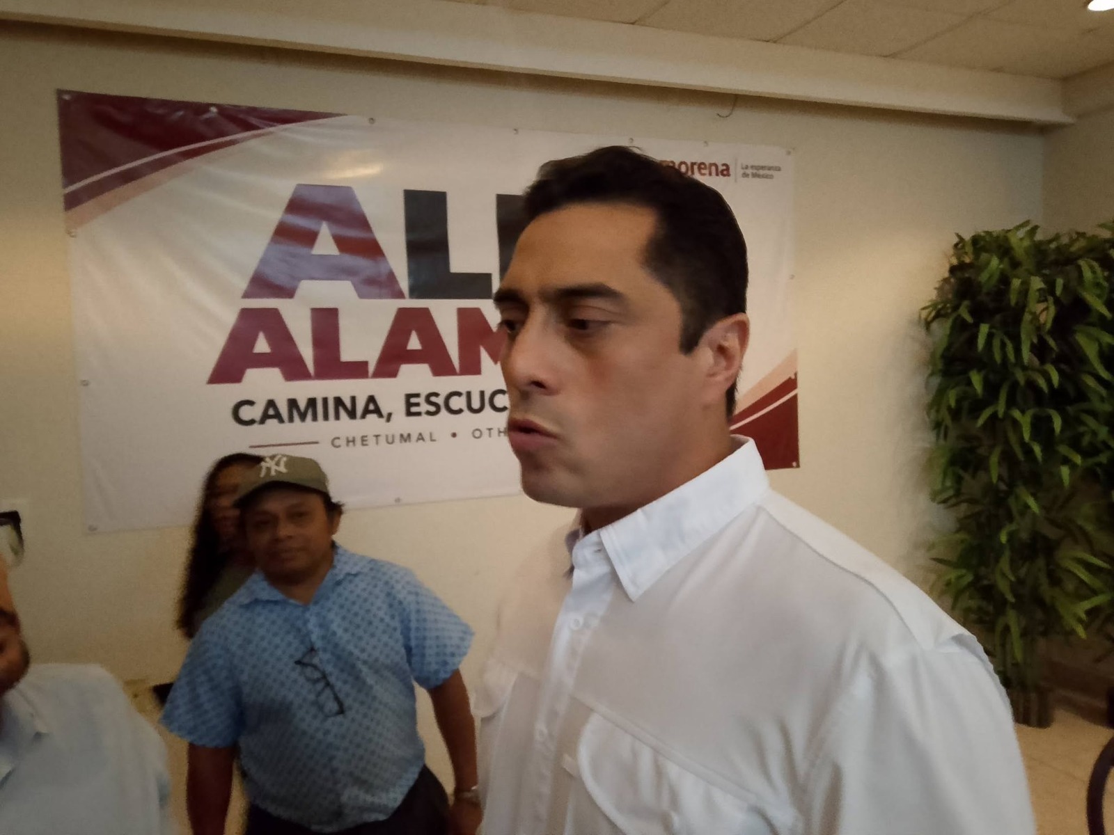 Alejandro Alamilla renuncia al Icatqroo para buscar alcaldía