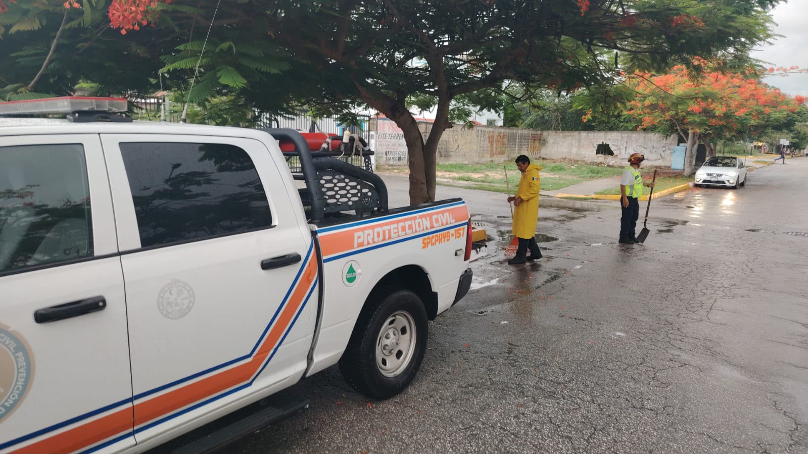 Operativo Tormenta atiende lluvias en Playa del Carmen