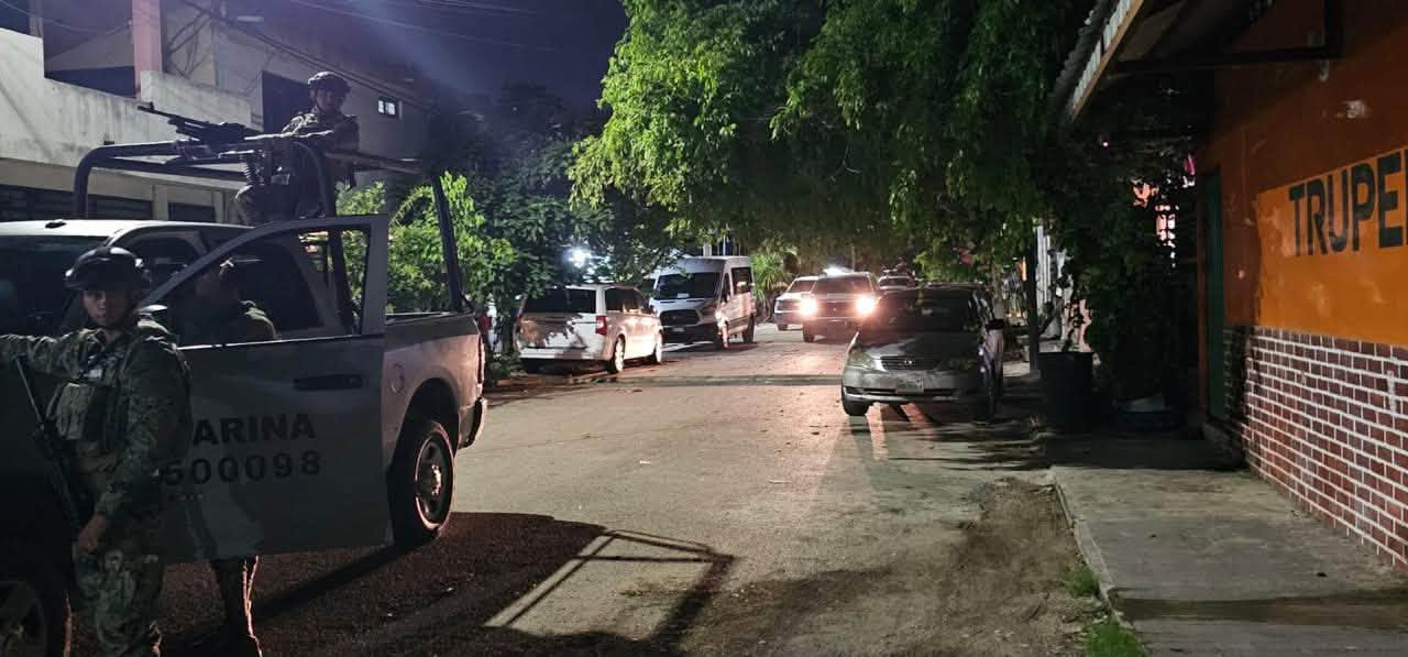 Policía catea vivienda en Región 95 de Cancún