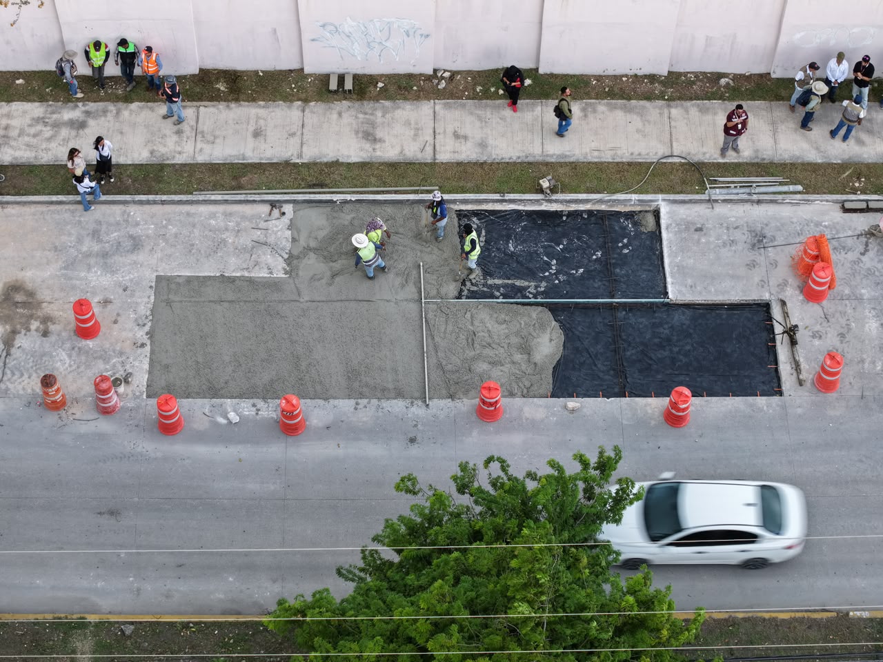 Avanza 69% pavimentación en avenida 135 de Cancún