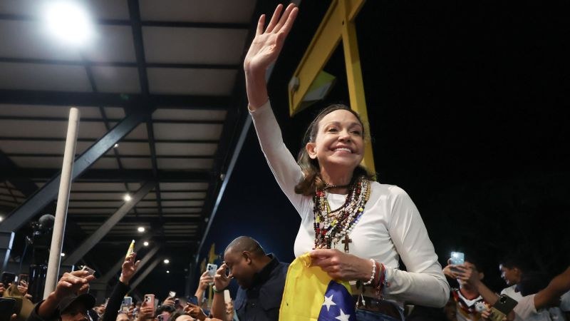 María Corina Machado regresa a Venezuela tras 10 meses