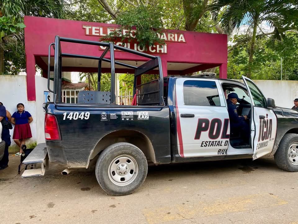 Muere director de telesecundaria en Tepich durante labores