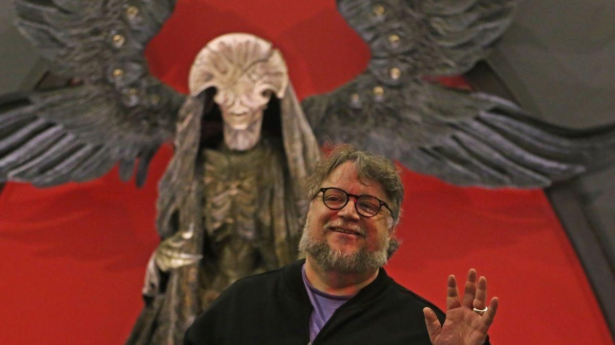 Guillermo del Toro crea habitación con lluvia permanente