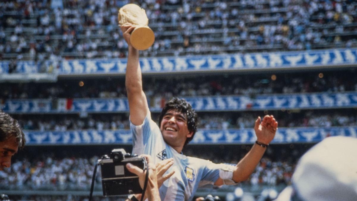 Hijas de Maradona piden hasta 15 años de cárcel para médicos
