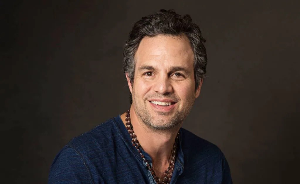 Mark Ruffalo critica fusión de Paramount y Warner Bros