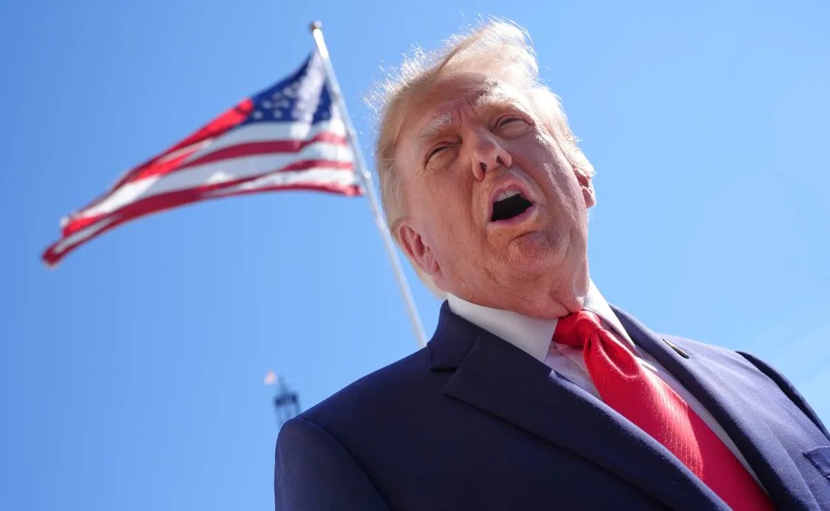 Juez federal bloquea multas de Trump a inmigrantes en EU