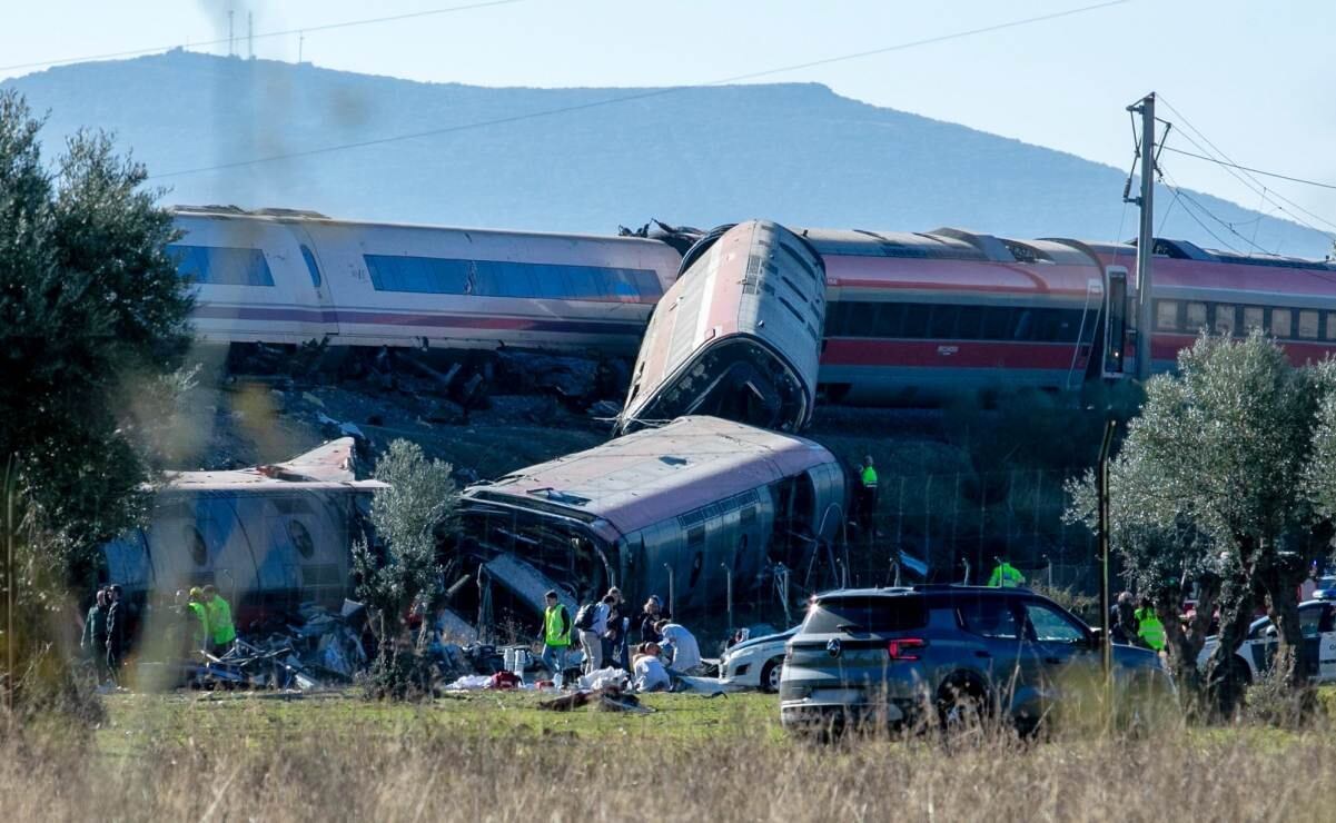 Choque de trenes en Toledo deja al menos 30 muertos