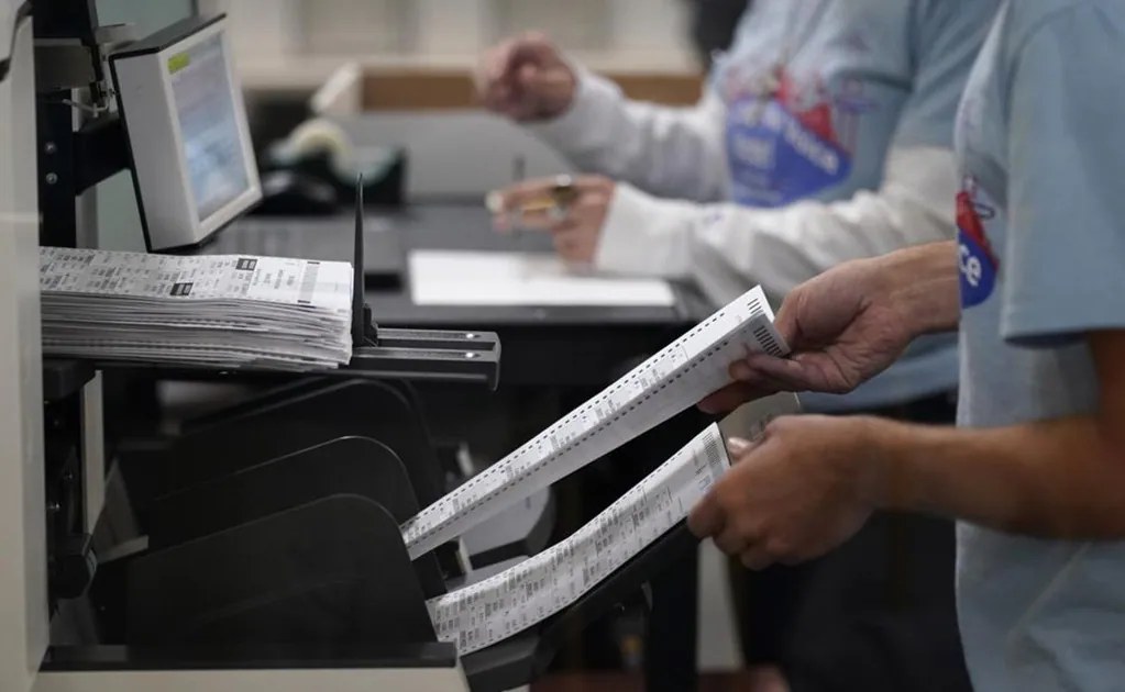 FBI investiga cartas con sustancias sospechosas en EE.UU.