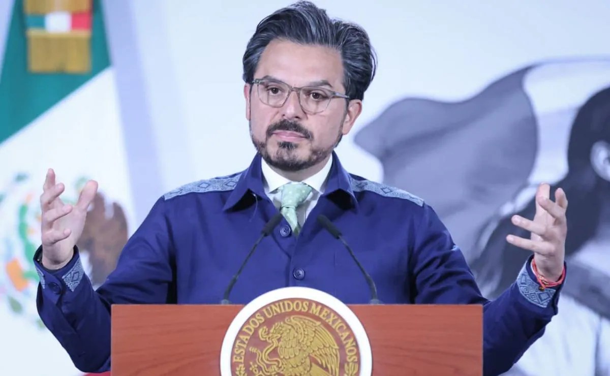 PAN exige renuncia de Zoé Robledo en IMSS por crisis