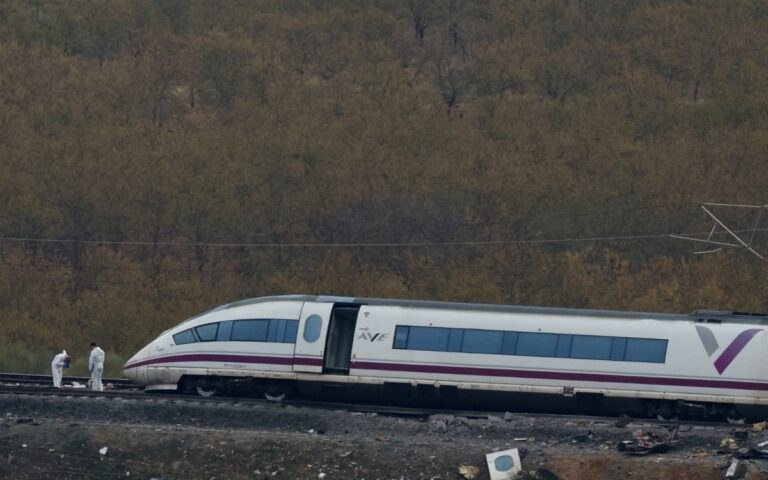 Mexicano desaparecido tras accidente de tren en España
