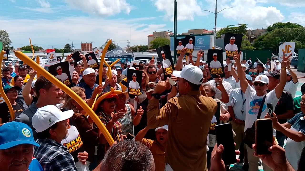 Dos planillas compiten por sindicato de taxistas en Cancún