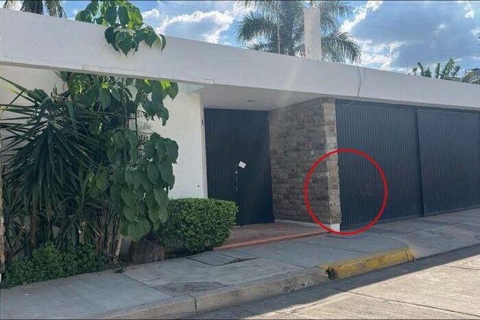 Balean casa de campaña de Rocha Moya en Culiacán