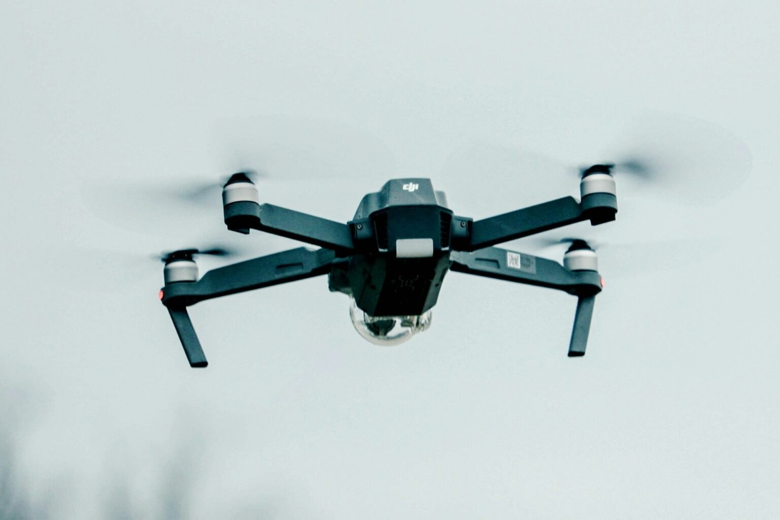 EE.UU. lanza estrategia contra drones de cárteles en frontera