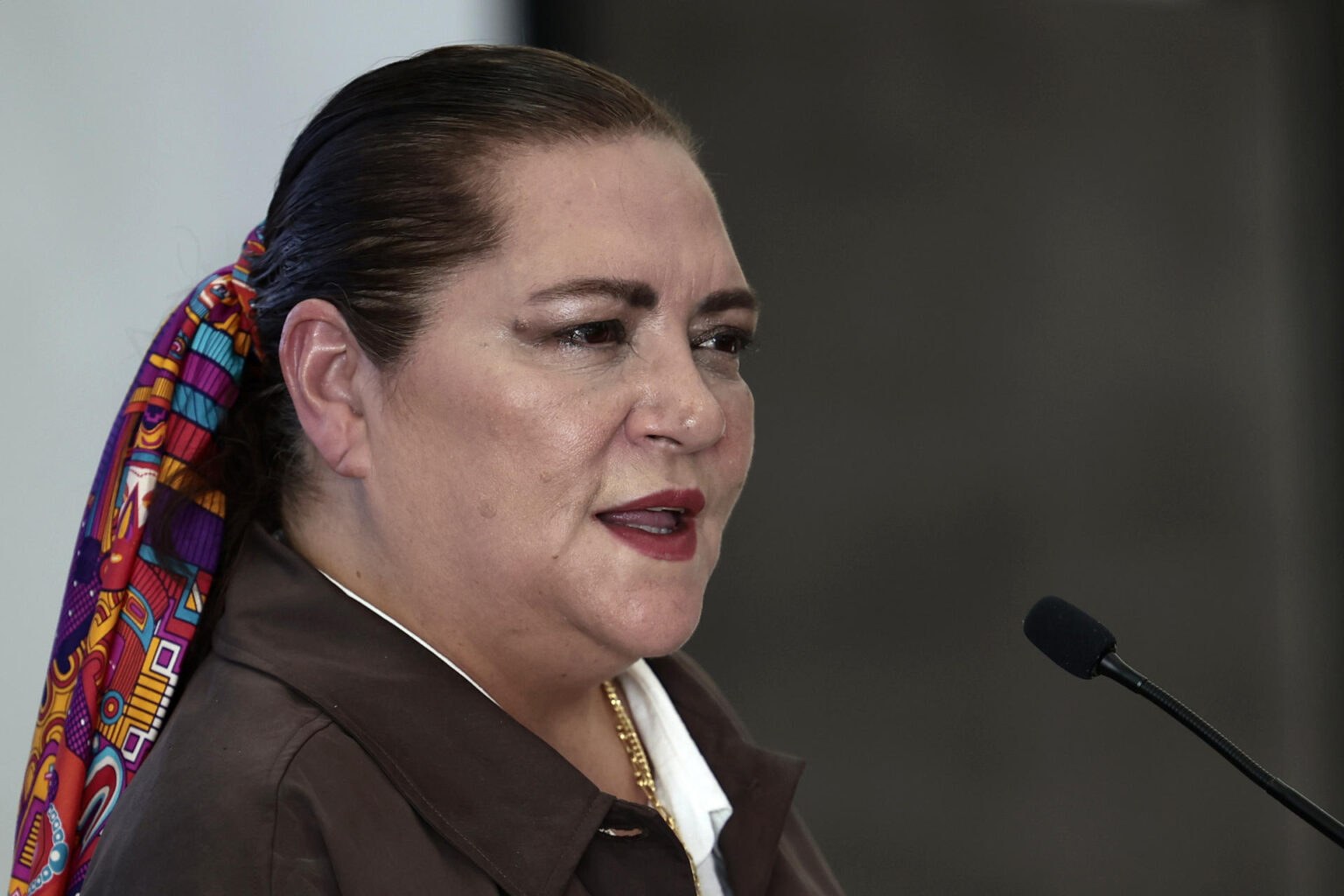 Monreal descarta crisis por cambio en presidencia del INE