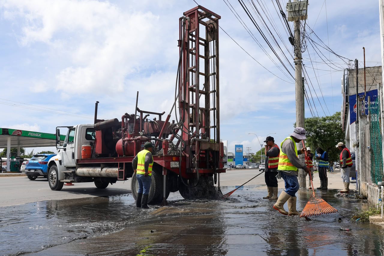 Limpieza preventiva en Cancún para evitar encharcamientos