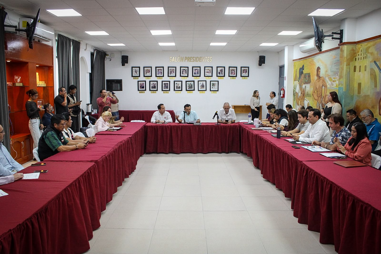 AGEPRO y Benito Juárez agilizan entrega de obras sociales