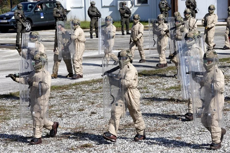 Helicóptero italiano de EUFOR se estrella en Bosnia con muertos