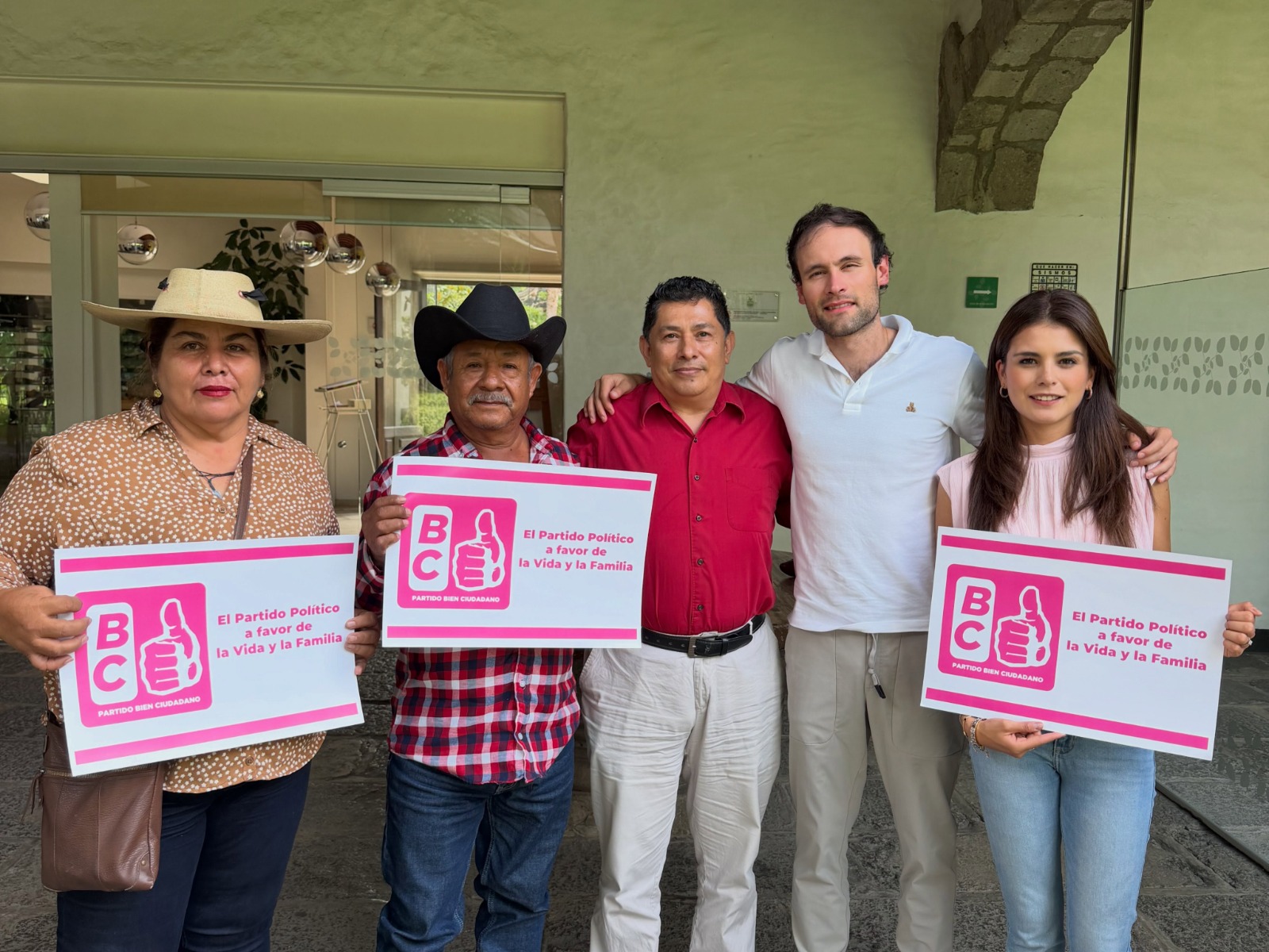 José Monroy asume dirigencia estatal de PAZ en Edomex