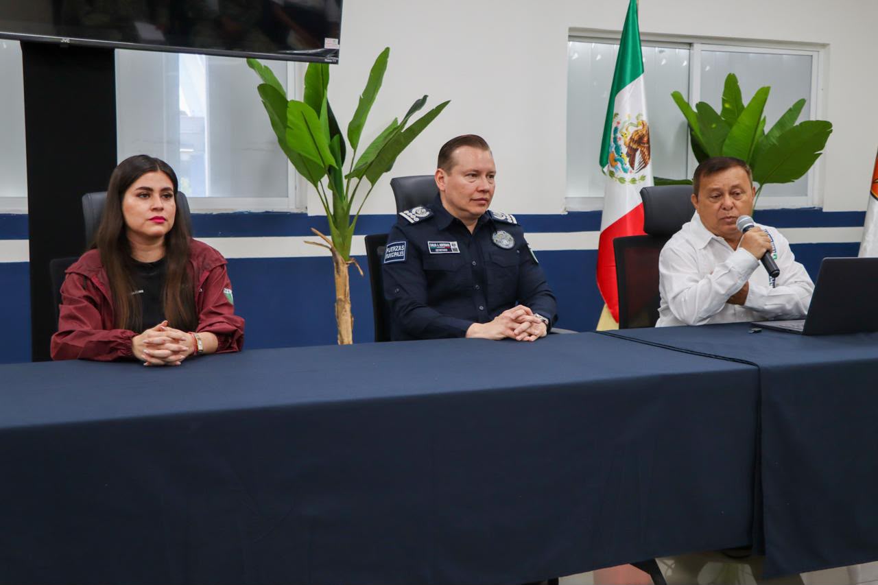 Playa del Carmen inicia curso para profesionalizar policías