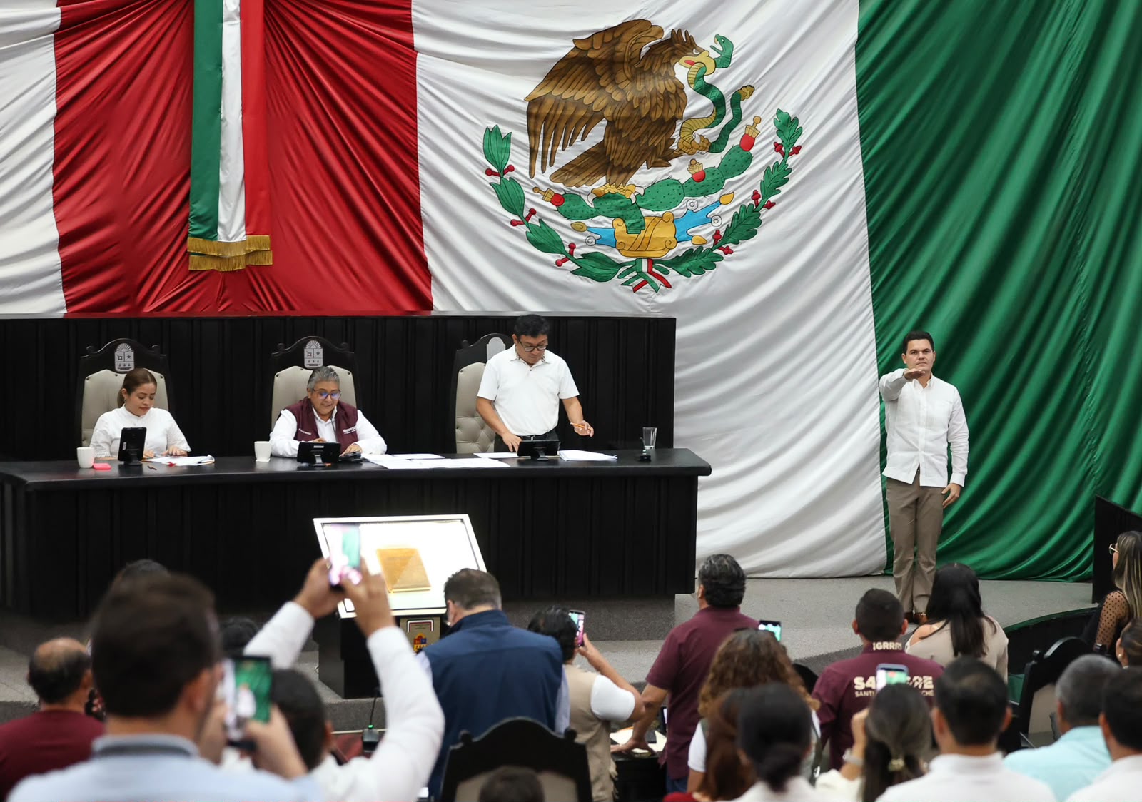 Congreso analiza iniciativas sobre educación emocional e infraestructura