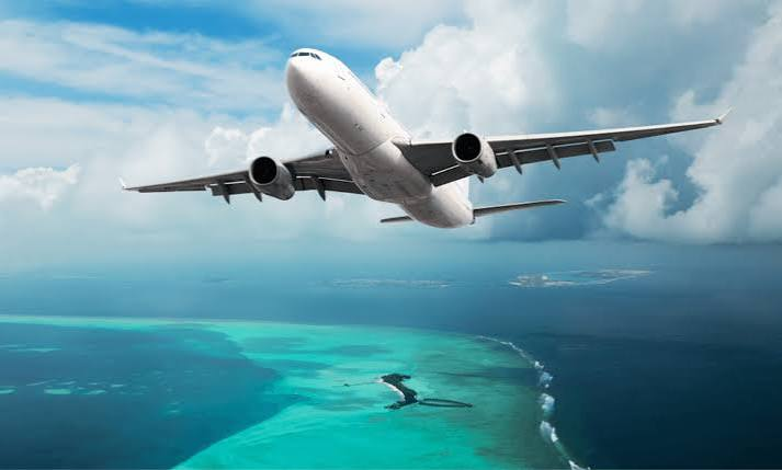 Cancún registra 393 vuelos con fuerte presencia internacional