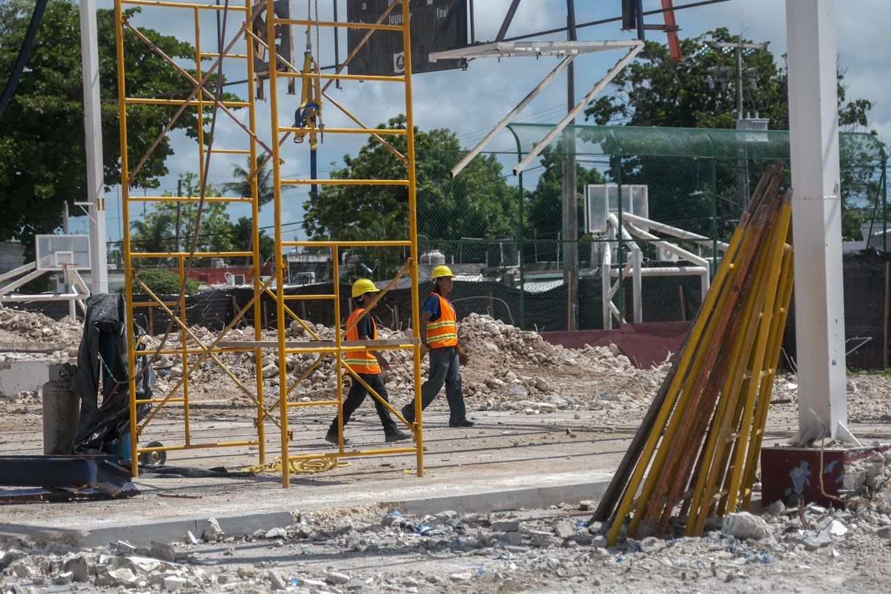 Inicia construcción del nuevo Poliforum en Cozumel