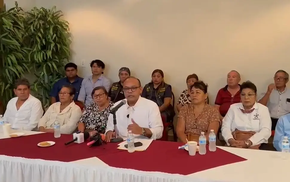 Luis Gamero busca coordinación municipal de Morena en Othón P. Blanco