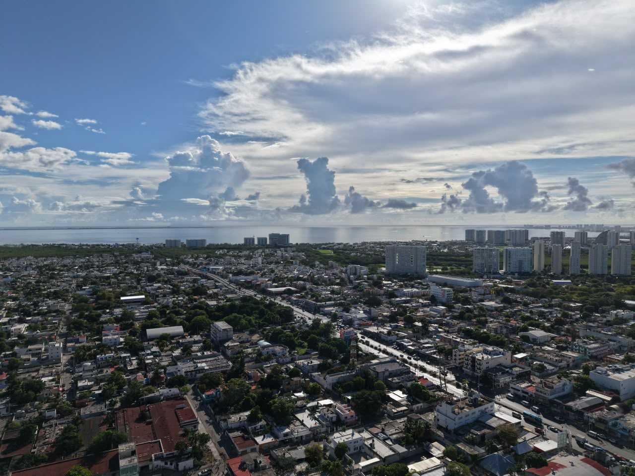 Cancún presenta estudio para mejorar planeación urbana