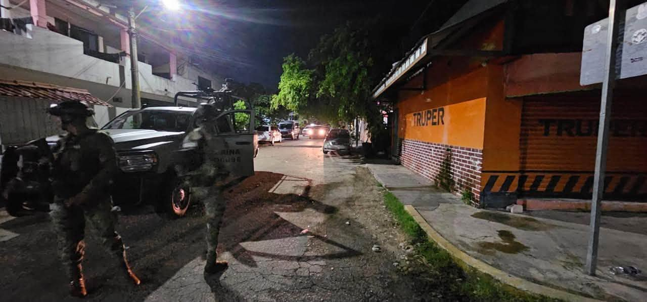 Policía catea vivienda en Región 95 de Cancún