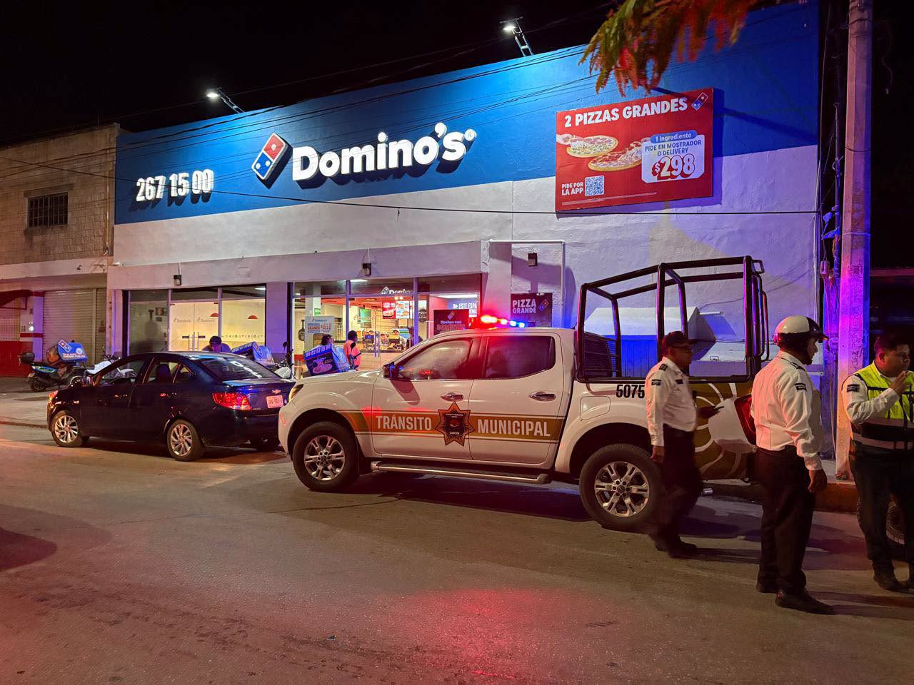 Atropellan a agente de tránsito en Cancún durante persecución