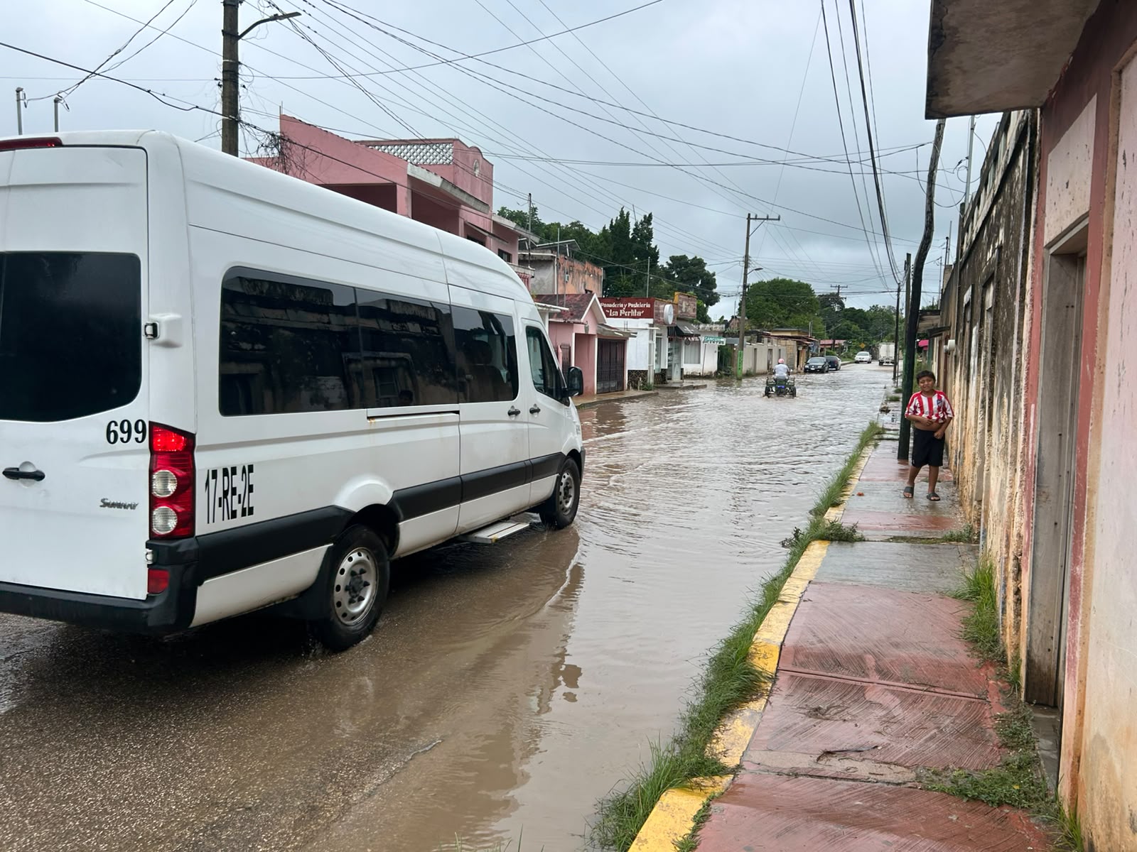 Lluvias evidencian falta de obras viales en Kantunilkín