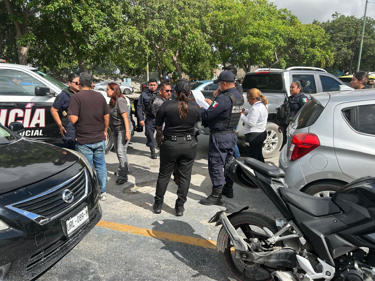 Detienen a ‘La Comandanta’, coyote de Tránsito en Cancún