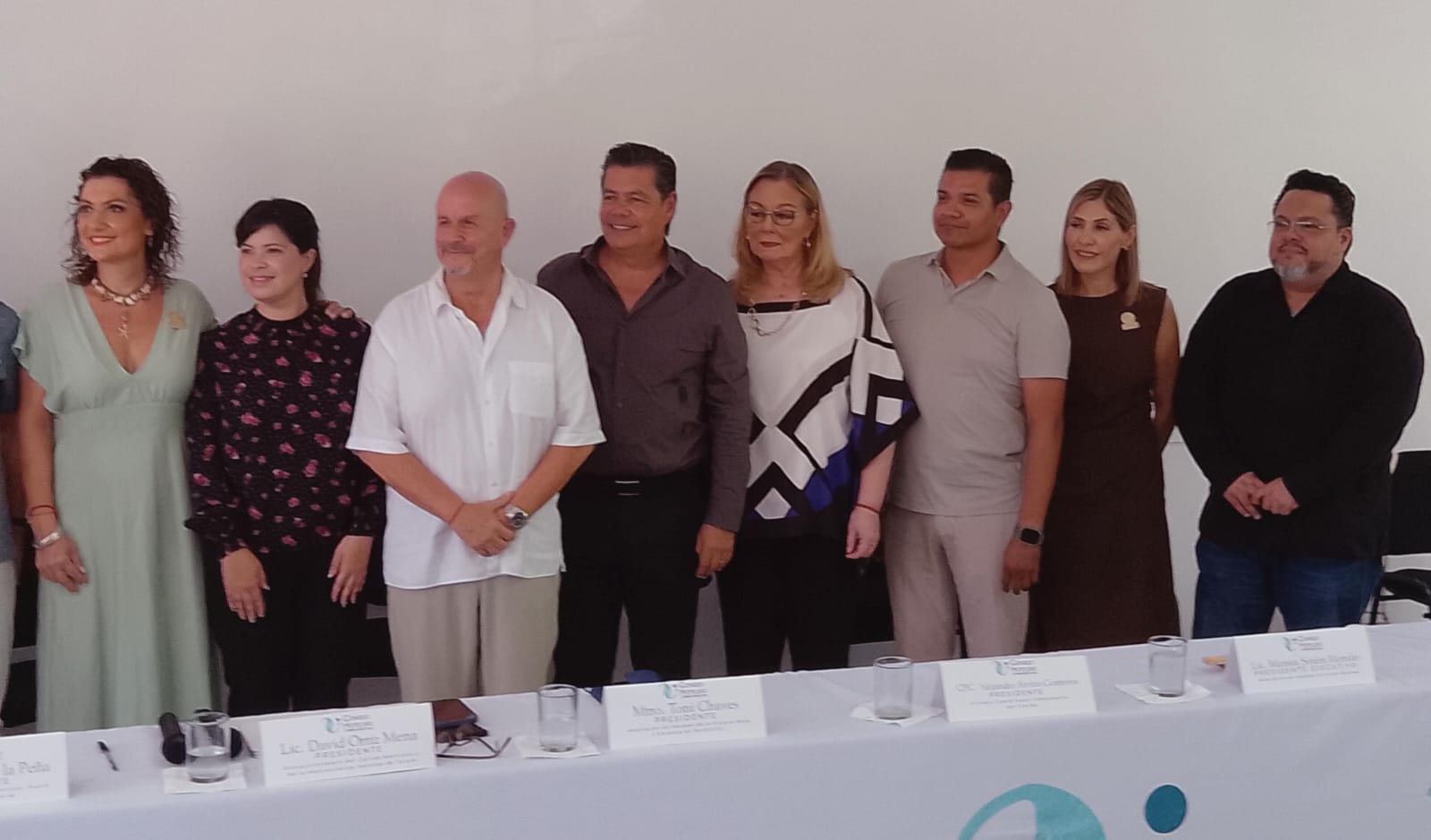 Hoteleros y cámaras rechazan alza al Derecho de No Residente