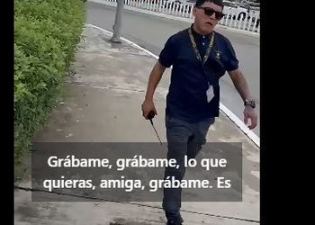 VIDEO; Taxista le queria cobrar  250 dólares a turista por su traslado en  Cancún