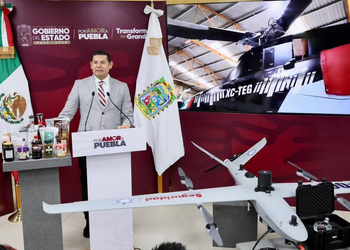 “Arriesgo mi vida”: Alejandro Armenta justifica compra de helicóptero en Puebla
