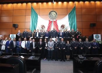 Sheinbaum frena evento religioso en San Lázaro y exige respetar el Estado laico