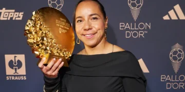 Charlyn Corral regresa a México tras premio mundial